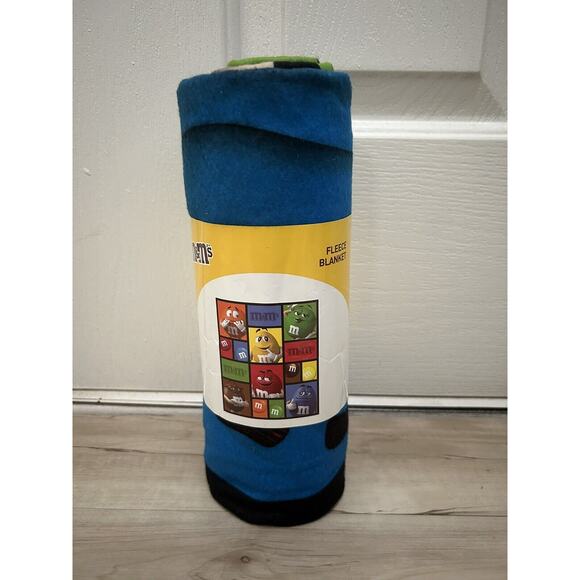 M&M's Fleece Blanket 50 x 60 Inch NEW - Picture 2 of 6